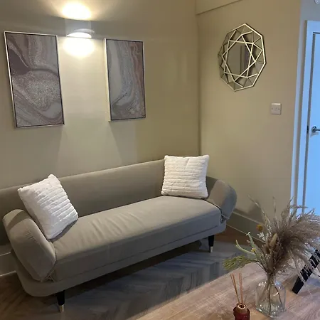 Leeds Luxury - Centre Gem Apartment
